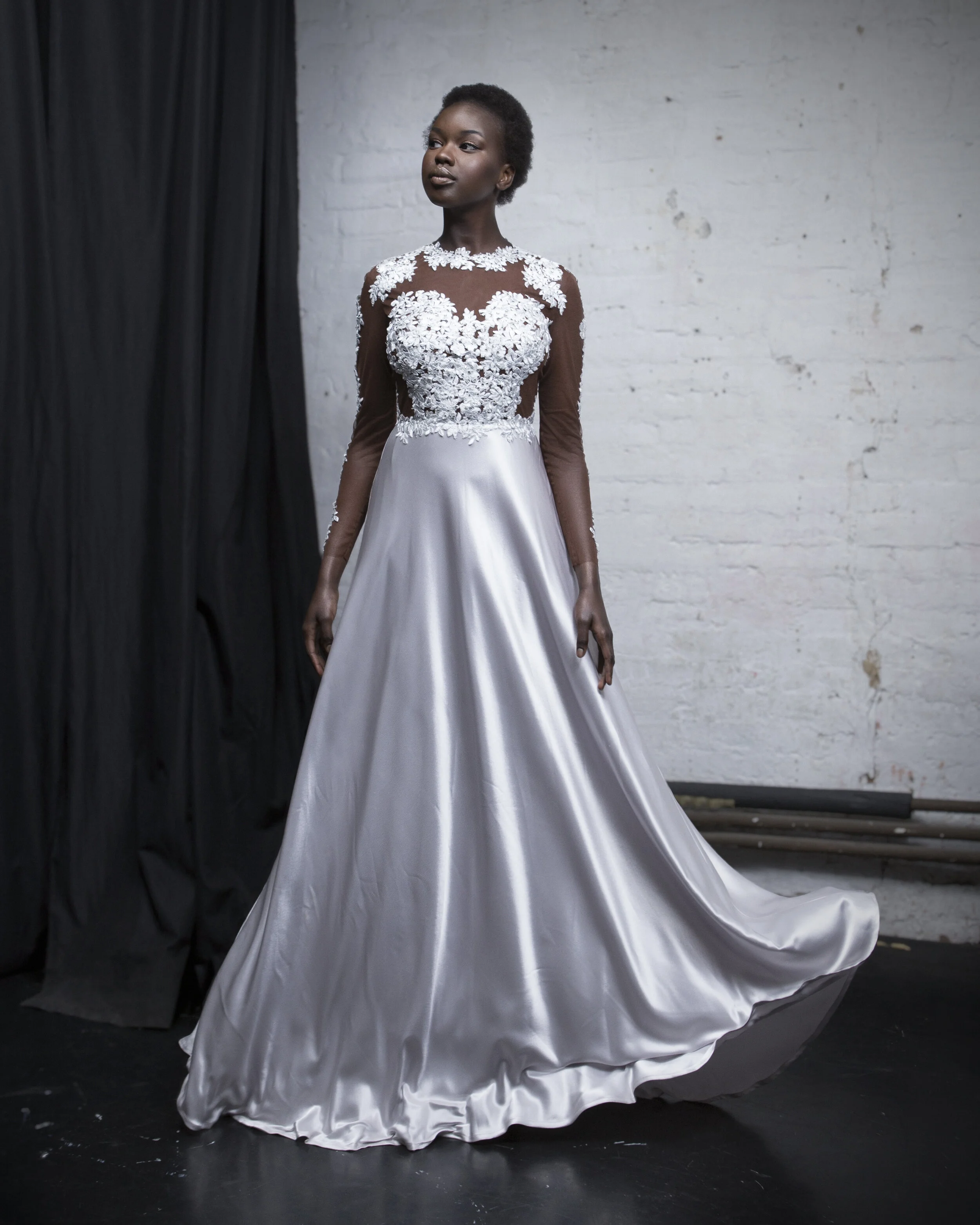 Model in a Zoba Martin dress. Photo cred: @jodyclarkephoto
