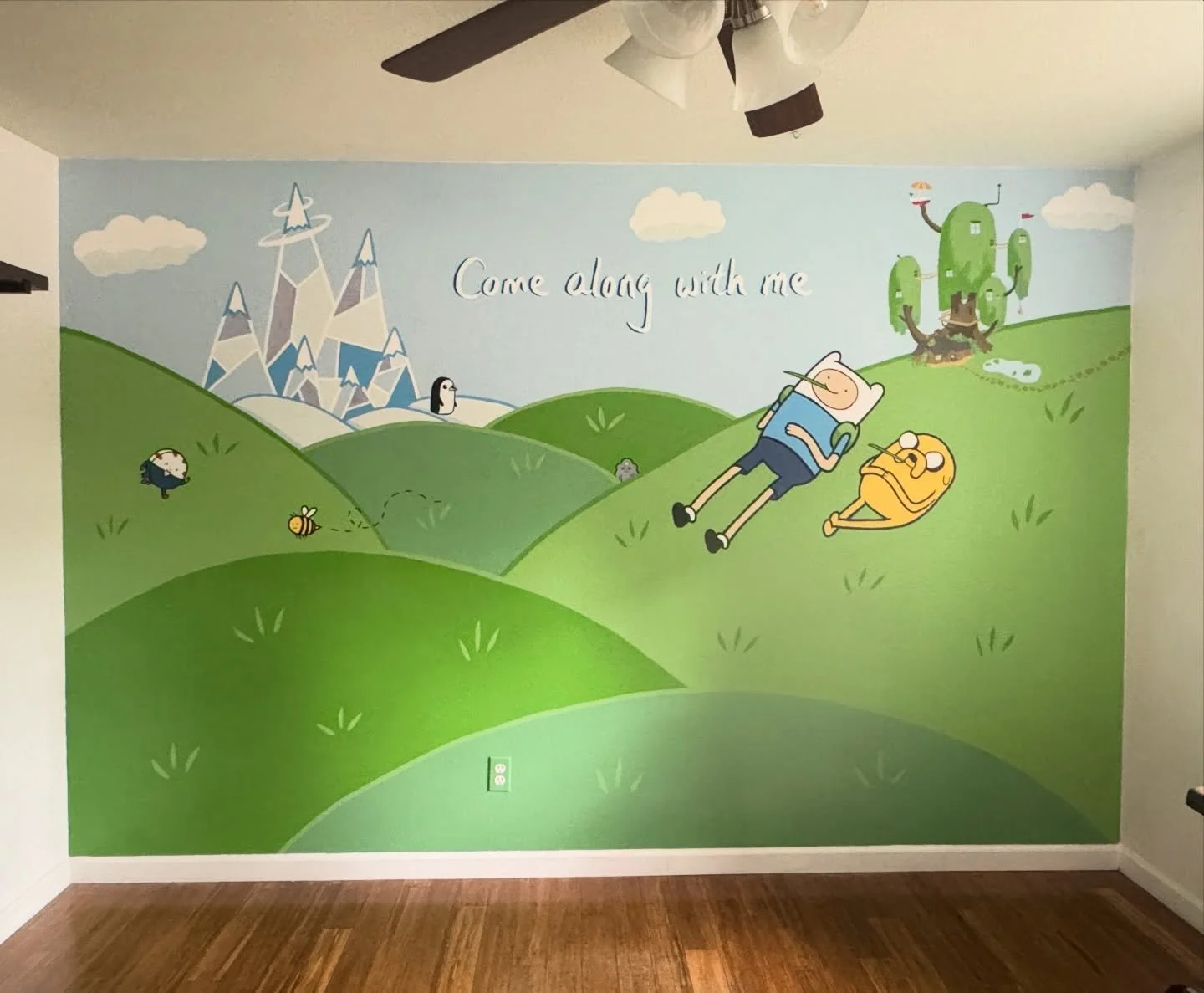 Day 5. Finished! 👩🏻&zwj;🎨🎨✨
.
#muralsbynancy #mural #muralart #seattlemuralist #wip