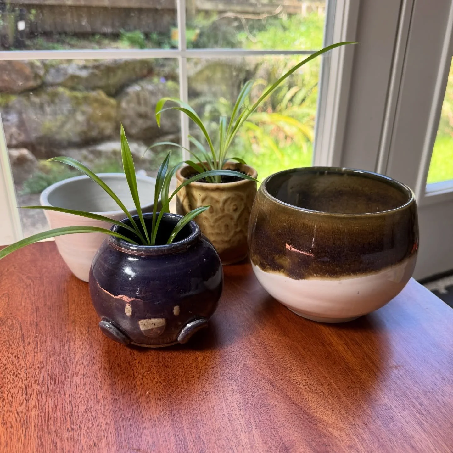 🌱 Plant pots, anyone? (I&rsquo;ll be there Sunday 12-3pm, but) come by for KAC&rsquo;s Mother&rsquo;s Day Pottery Sale!  Check out work from teachers, students, and staff. 
.
Sat/Sun May 9-10, 10am&ndash;5pm @kirklandartscenter
