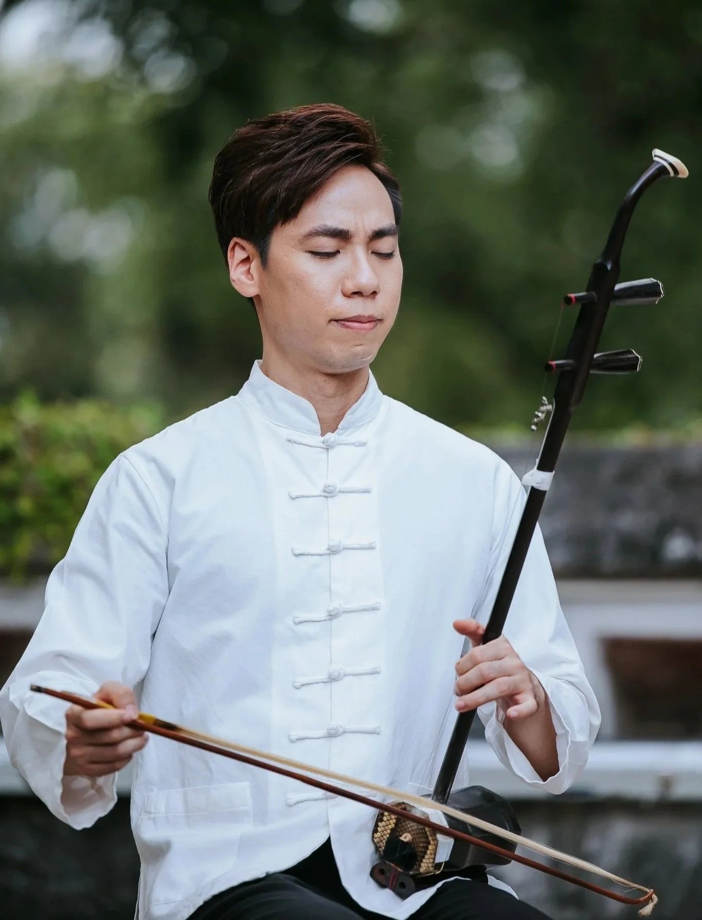 Lim Kwuan Boon, Stringanza's Quartet Master, Gaohu and Erhu Musician