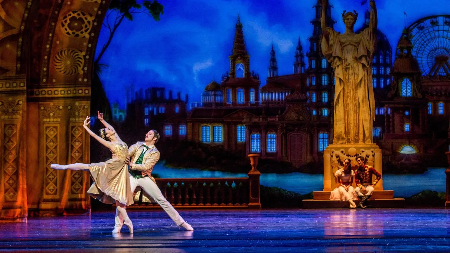 chi-cth-nutcracker-joffrey-2017-4-ct0061960967-20171203.jpg