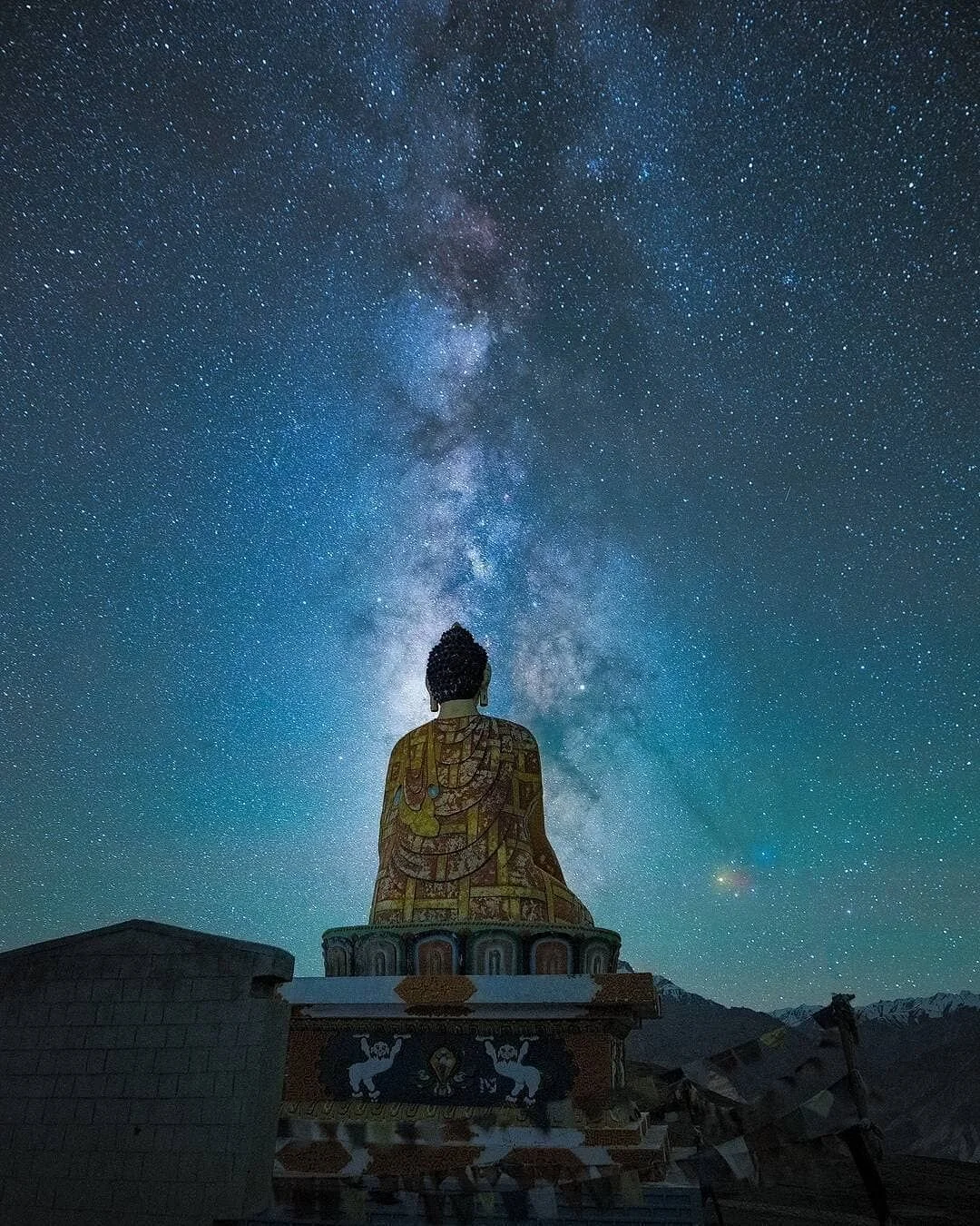 The Essential Quality of Space in the Hague and on Zoom