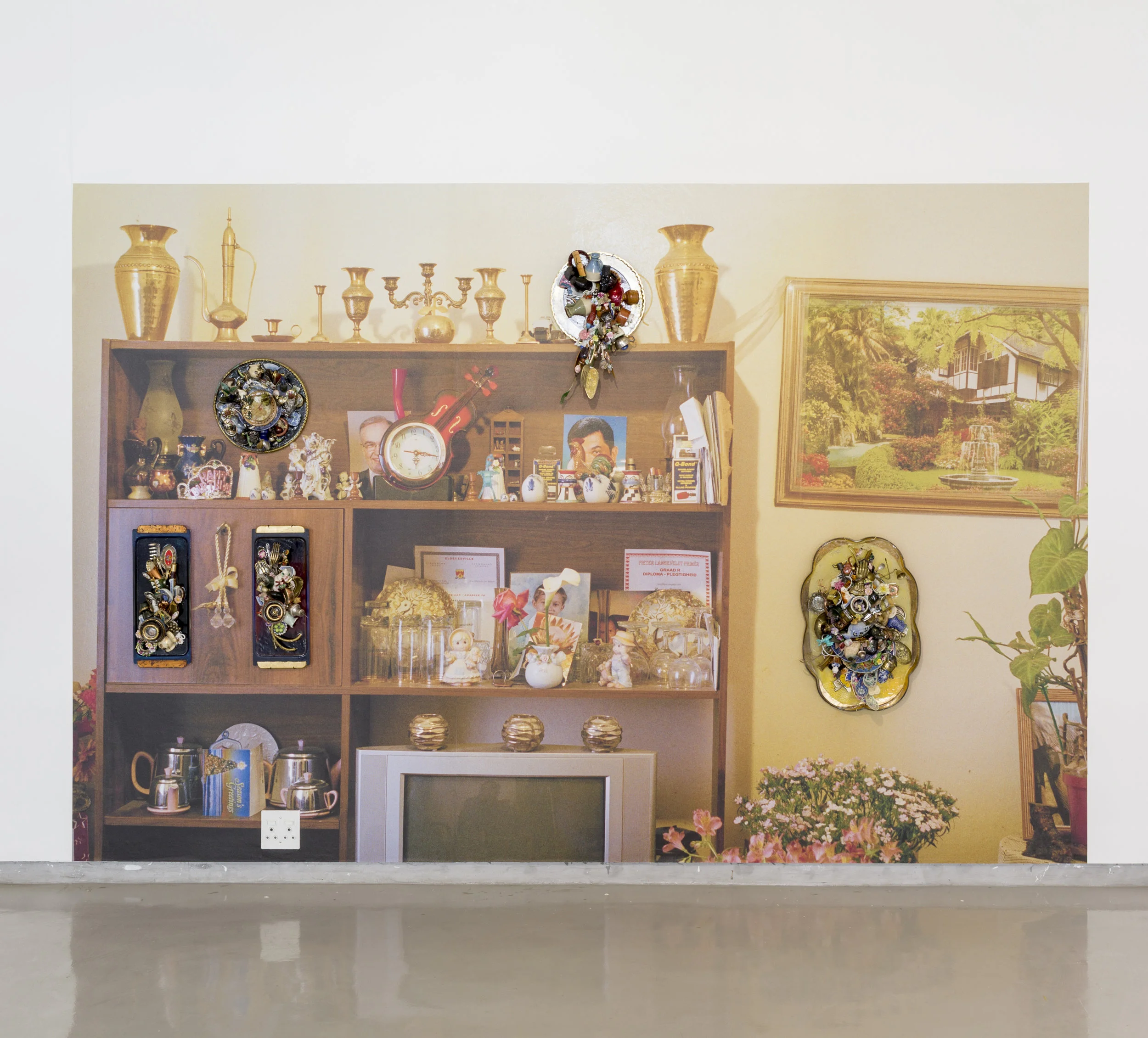 Installation view: Cape to Tehran - curated by Sepideh Mehraban | Installation view credit: Kleinjan Groenewald courtesy of Gallery MOMO