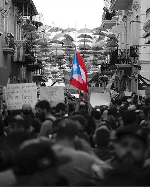 &ldquo;Qu&eacute; Bonita Bandera, Qu&eacute; Bonita Bandera la Bandera Puertorrique&ntilde;a&rdquo; 🇵🇷 &bull;
&bull;
&bull;
&bull;
&bull;
&bull;
#Puertorrique&ntilde;a #puertorico #librepuertorico #commonwealth #americancitizens #laisladeencanto #s