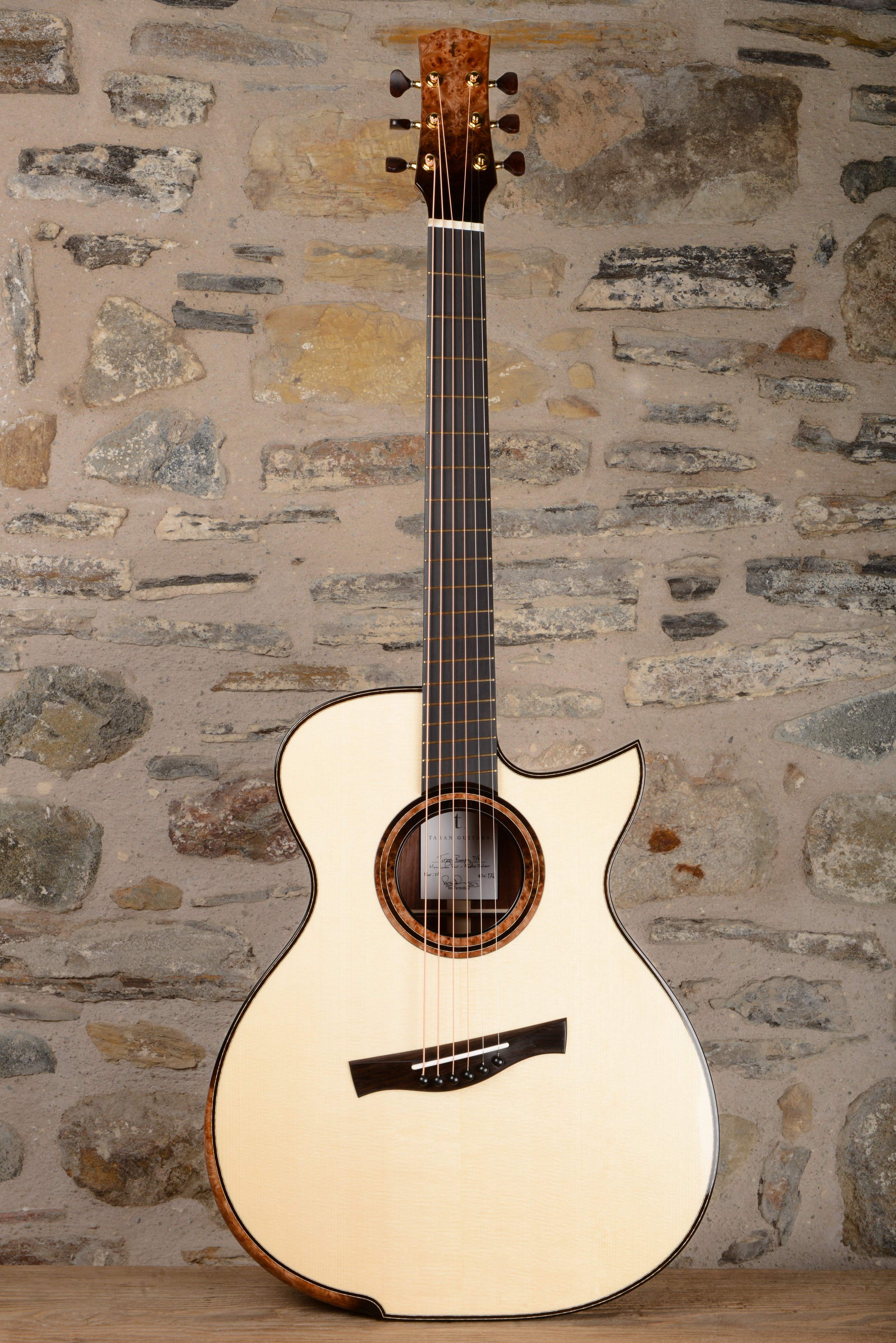 Tirga Beag D.F. - 14 fret, designed with performance at its heart