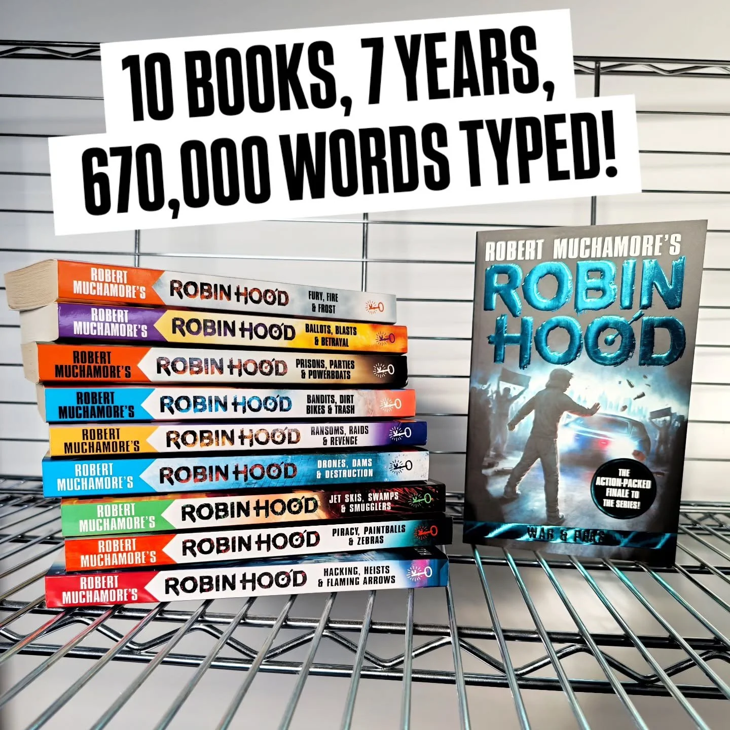 Got my shiny pre-publication copy of the 10th and final Robin Hood book.
It's out on March 12th.

#robinhood
