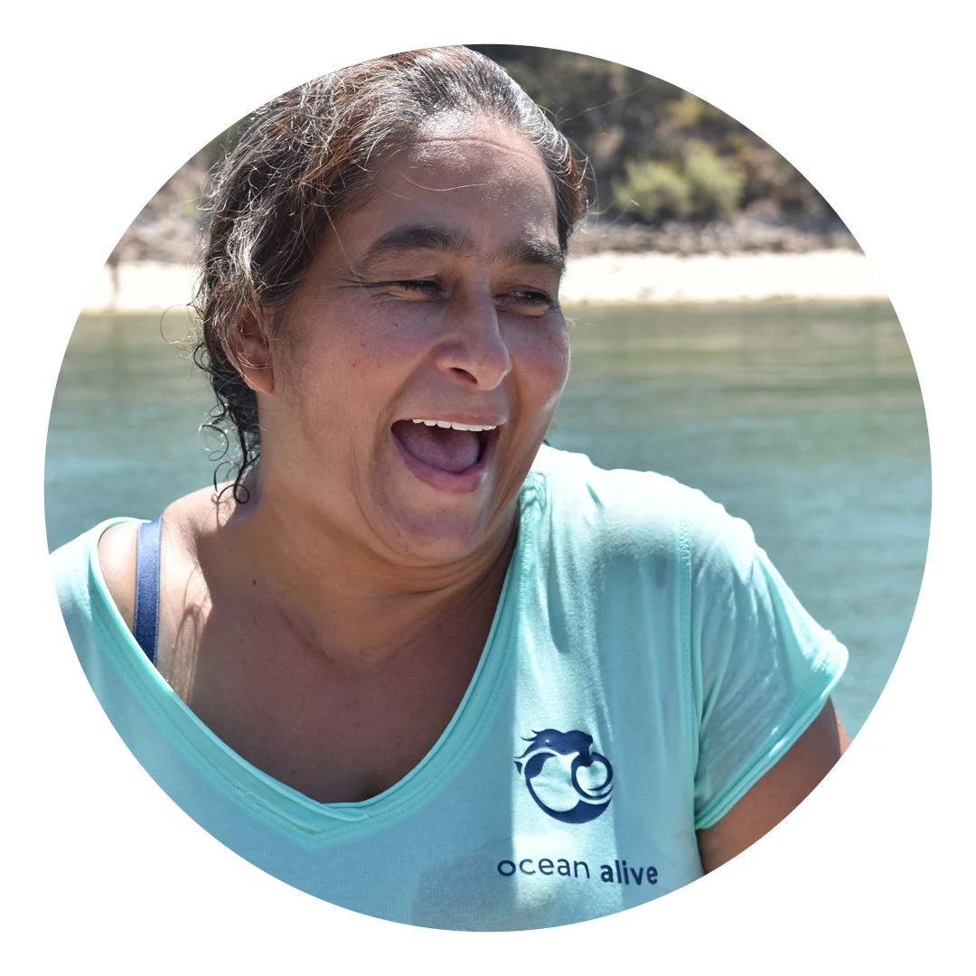 Sandra Lázaro Pescadora, Faralhão. Guia marinha no programa educativo da Ocean Alive.