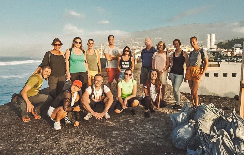 beach-cleanup-nine-coliving (1 of 1).jpg