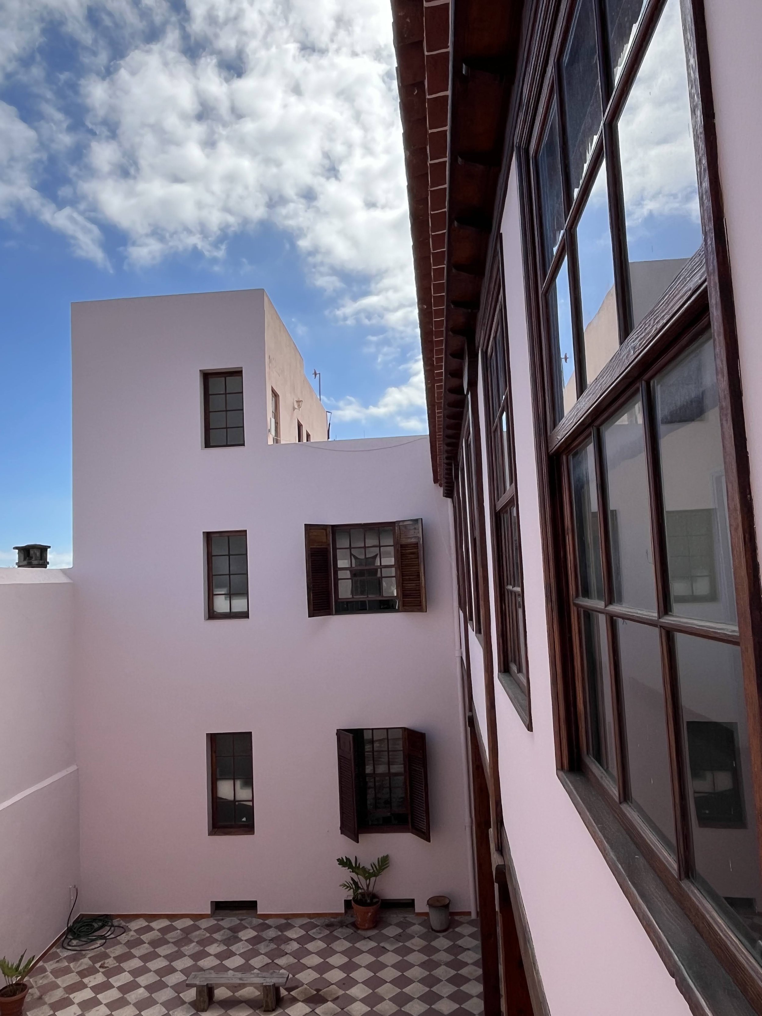 patio Nine Coliving Tenerife