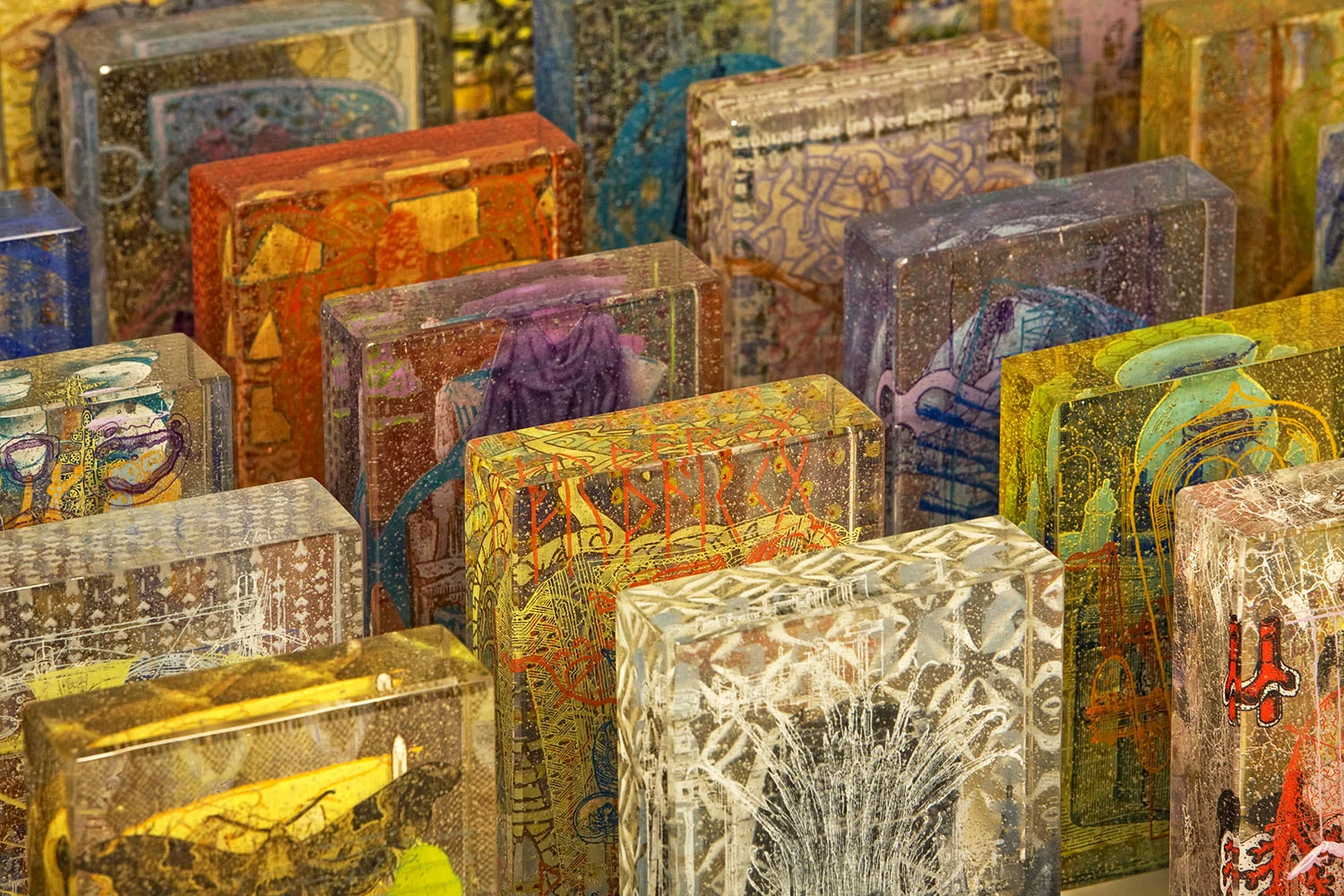 sarmiento_encyclopaedia_volumes_2016_detail_web.jpg