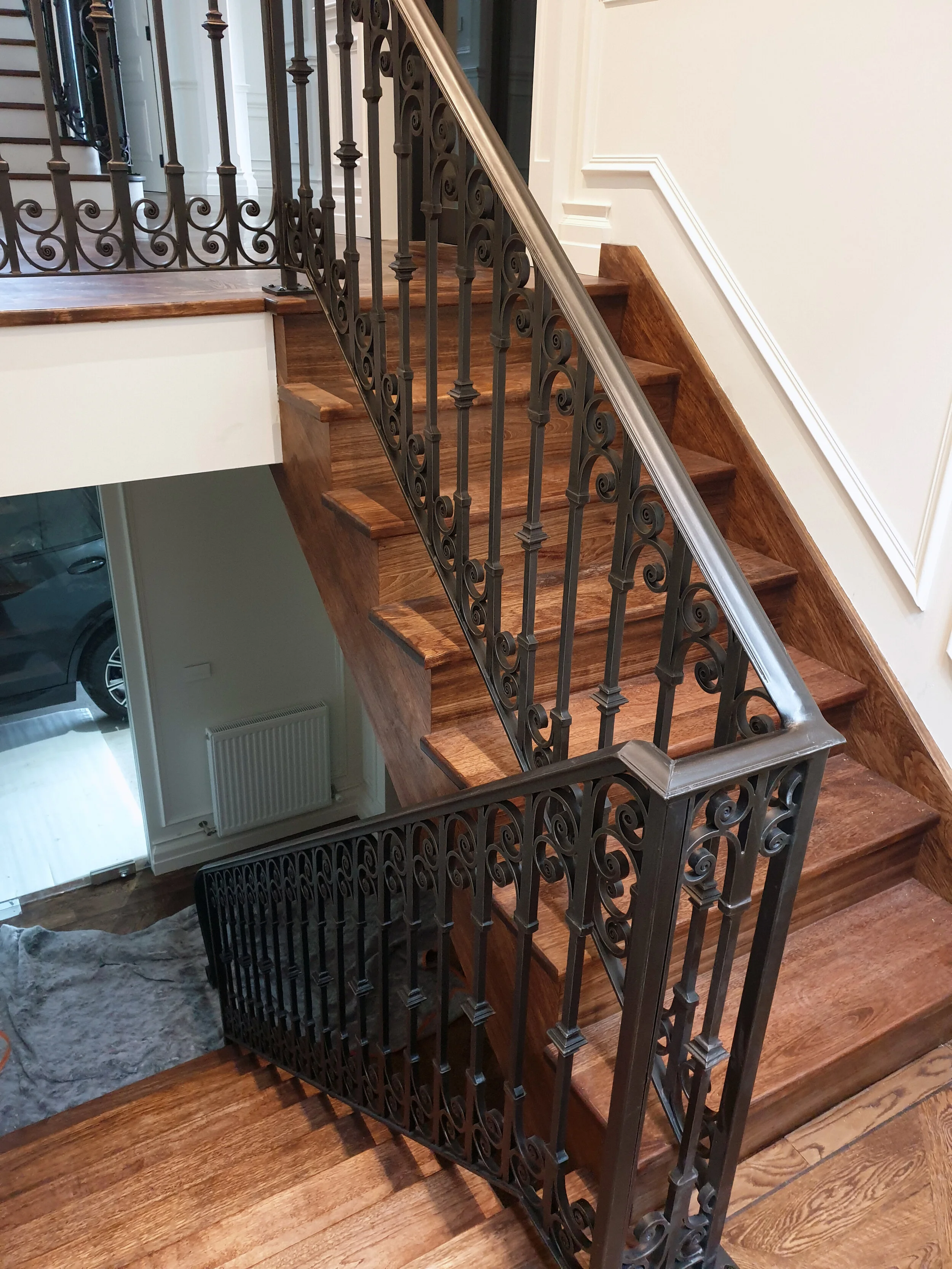 isernia wrought iron stairs melbourne.jpg