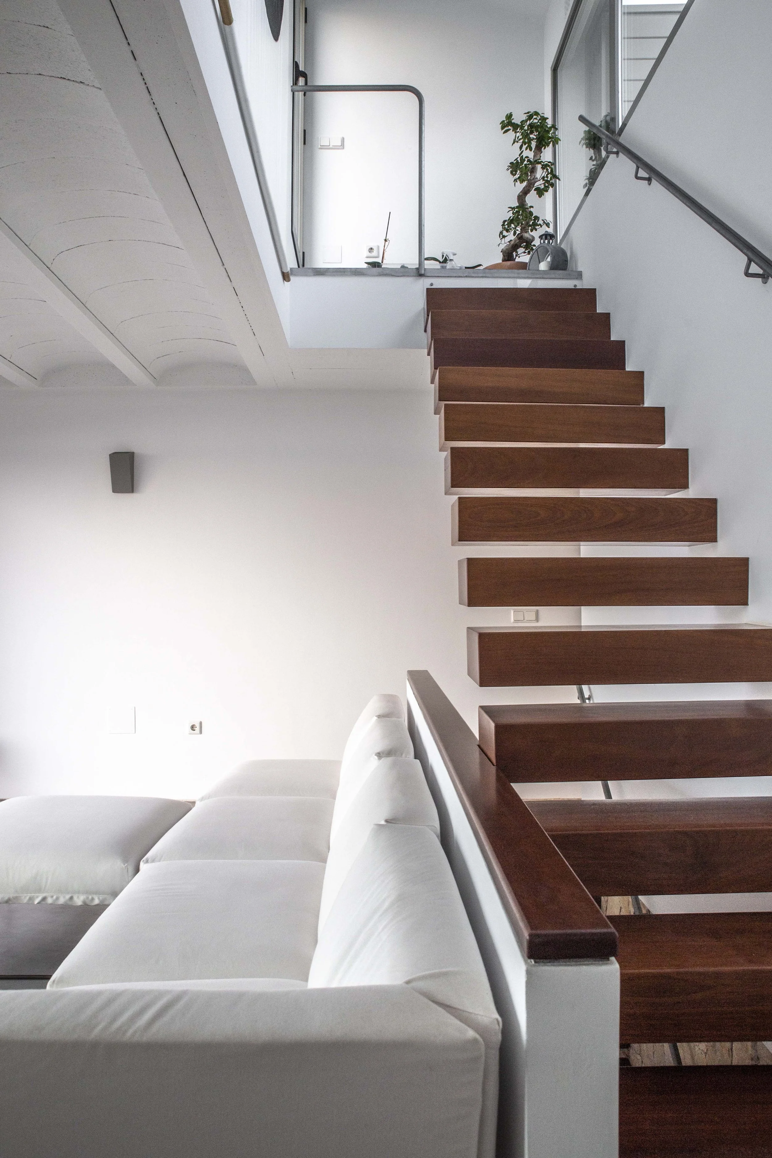 HELENA LEE-2021_REFUGIO-MEDITERRANEO_10.jpg