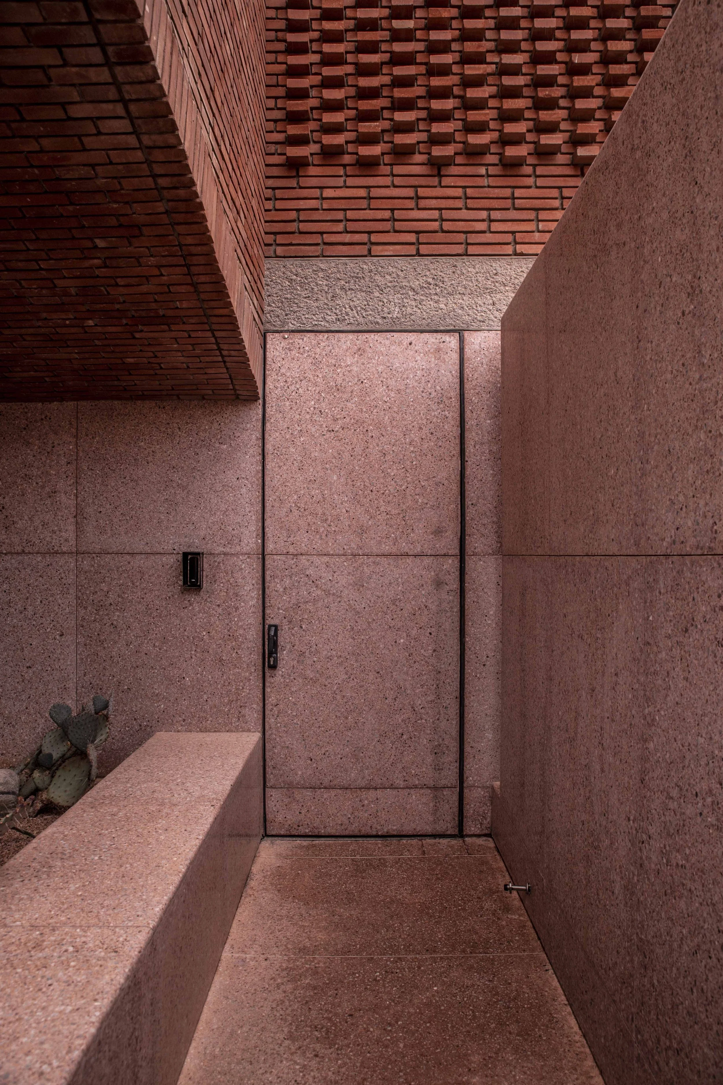 HELENA LEE-2021_MUSEUM-MUSEE-YVES-SAINT-LAURENT-MARRAKECH-MARRAKESH-MOROCCO-MARRUECOS_09.jpg