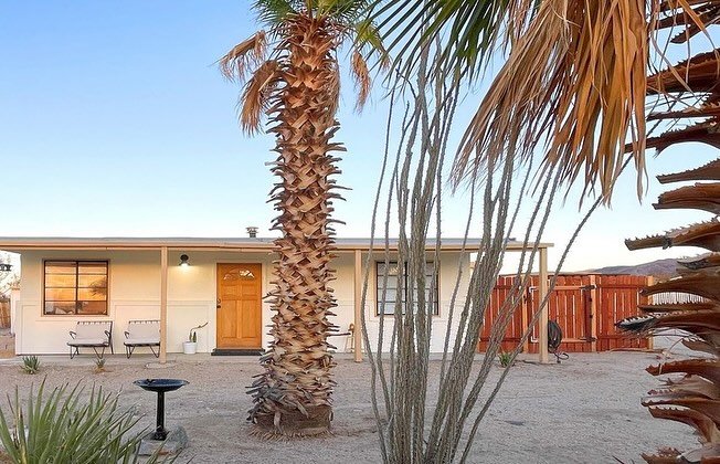 What a vibe 🌴

Located in beautiful 29 Palms (adjacent to Joshua Tree National Park) this desert compound is listed at just $359k!

〰️ 1/3 acre
〰️ Two Homes: 2bd/1ba + 1bd/1ba 
〰️ Freestanding office + garage 
〰️ Completely renovated 

I&rsquo;d lov