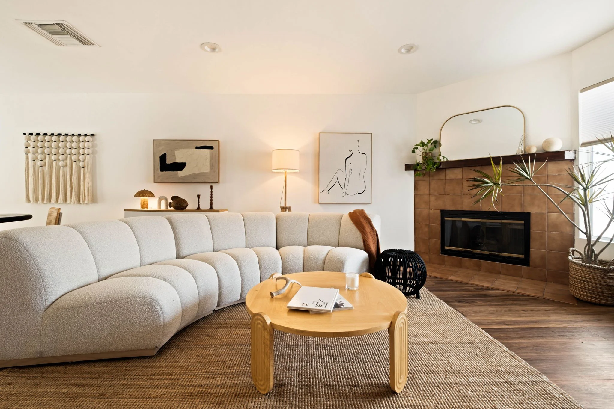 10-web-or-mls-1906-w-victory-blvd.jpg