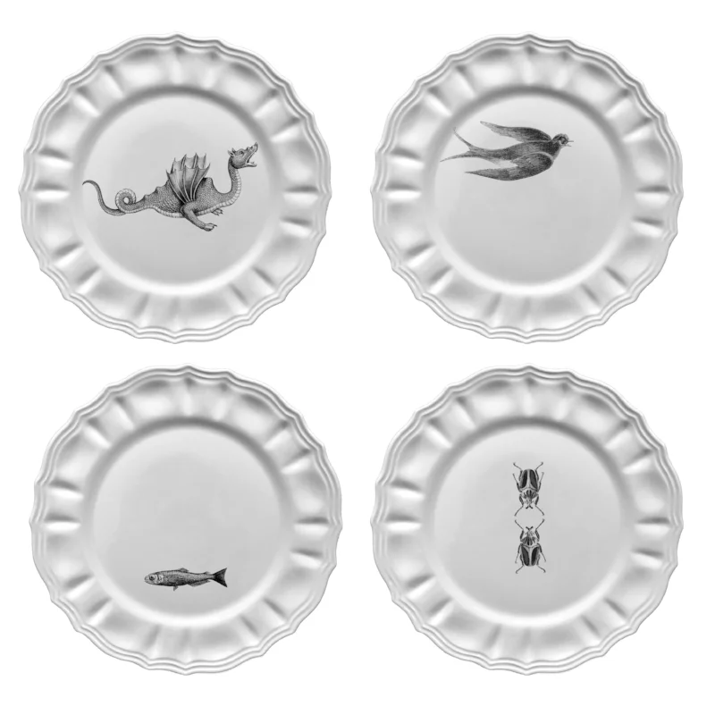 The 32 cm. plates come in 4 different designs