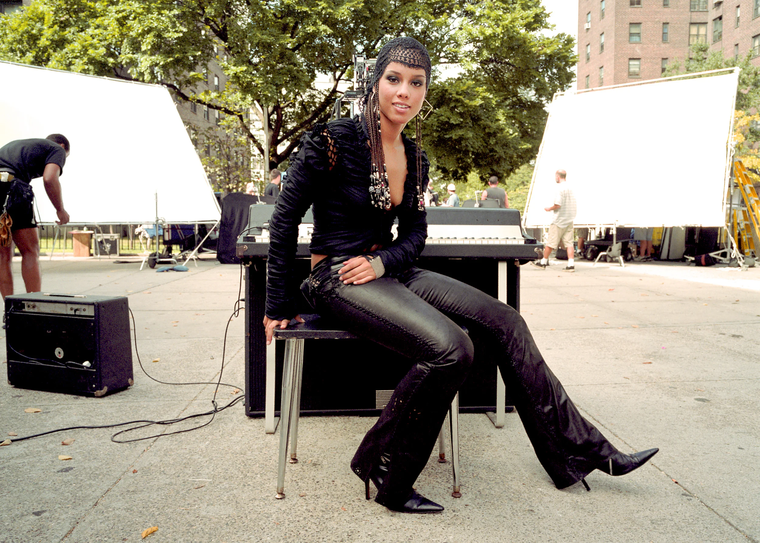 Alicia Keys NYC Music Video Shoot Sept 10 2001