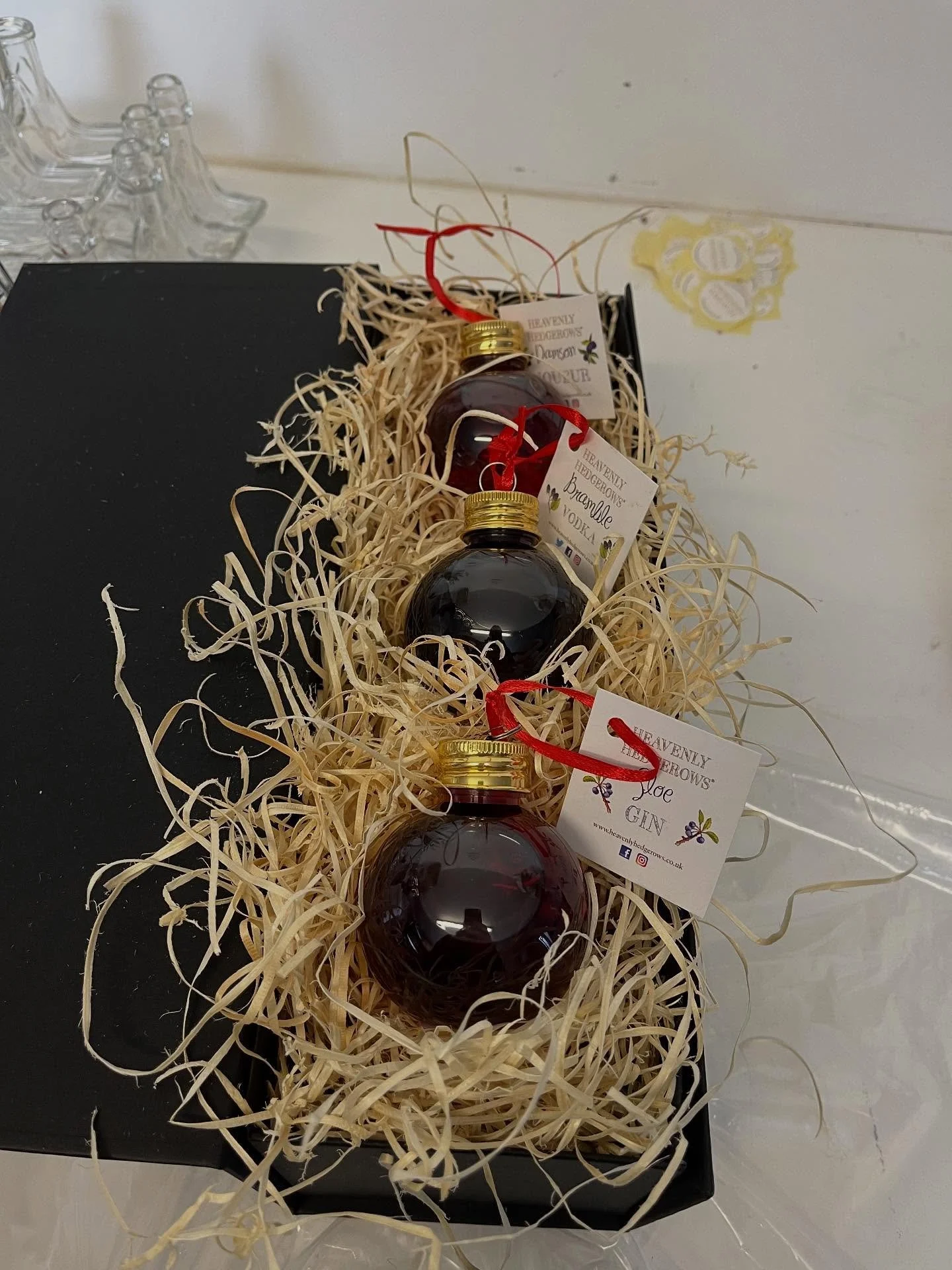 Delighted to be asked by @amhprojects to create some bespoke boozy hampers again this year for their charitable events. 

They even wrote some kind words about my little business. Thanks guys ☺️