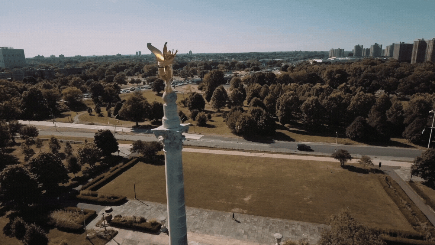 Pelham Bay Statue Color Graded 4K
