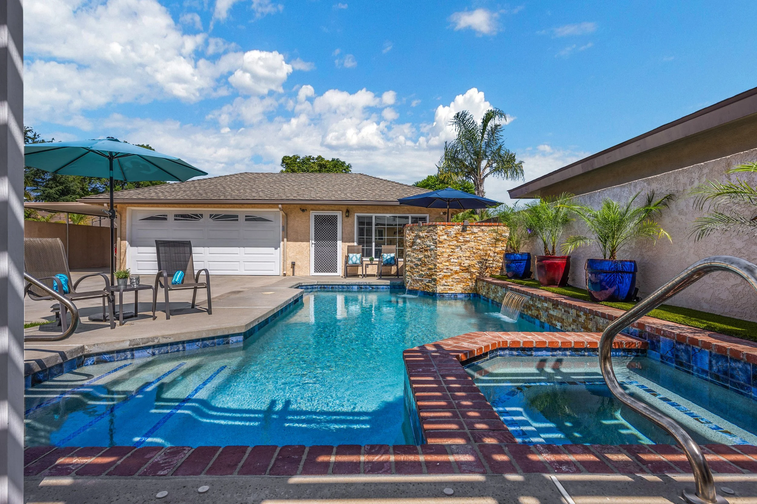 Tristan pool and pool house42 copy.JPG