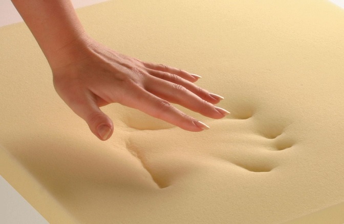 Memory foam is an ideal ingredient for a support layer in a digital air bed as it cradles the body, relieves pressure points and distributes weight effectively.