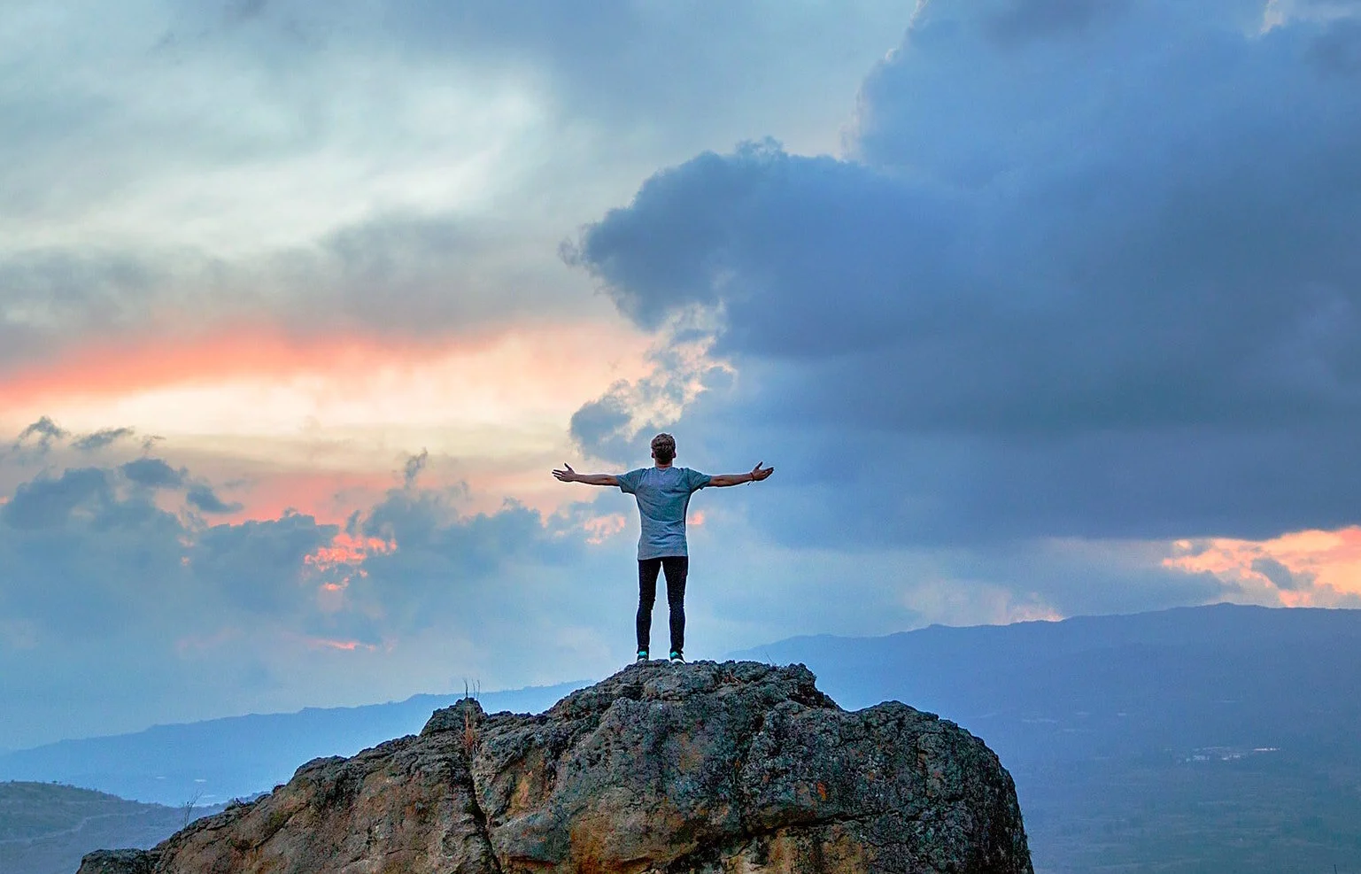 INDEPENDENT STUDY: Rise Above It! Viewing Life from an Akashic Perspective