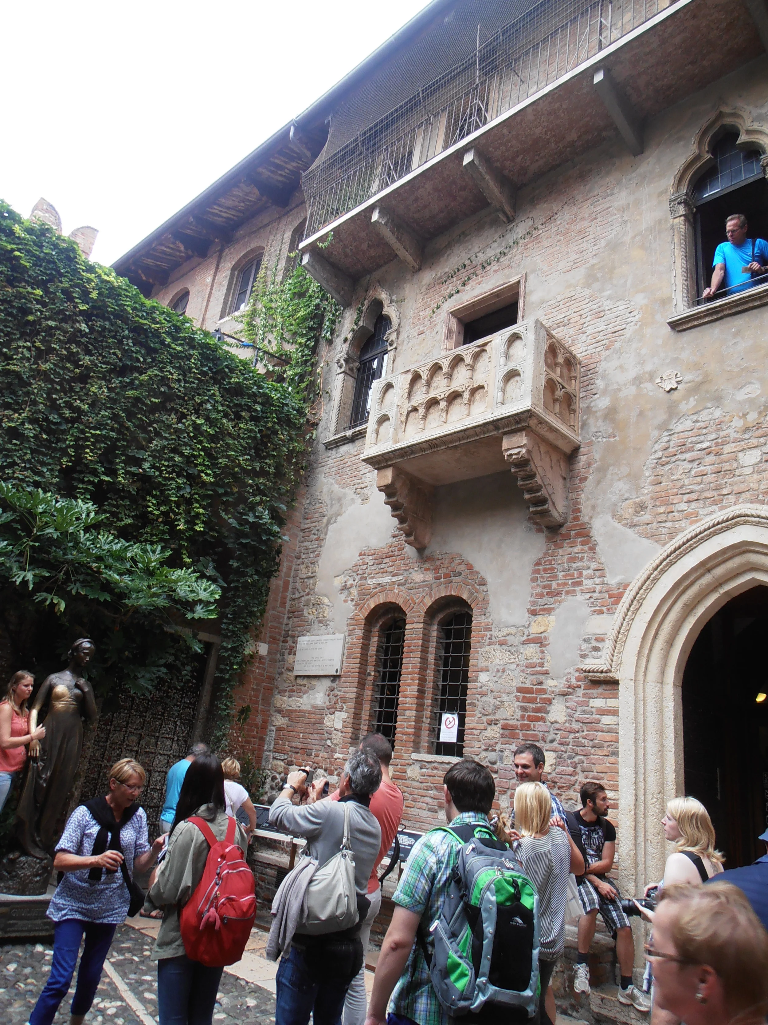 Juliet's balcony