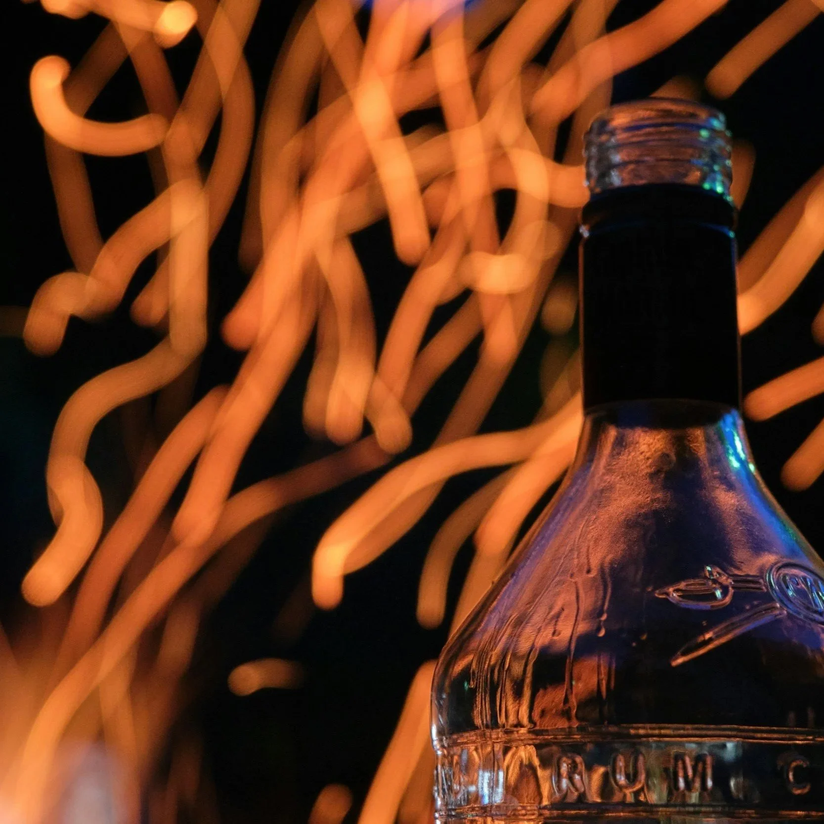 Fire Glass Adds a Modern and Elegant Touch to Outdoor Fire Features