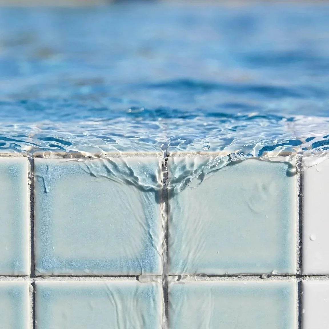 How to Pick Pool Tile That Resists Calcium: 6 Buying Rules