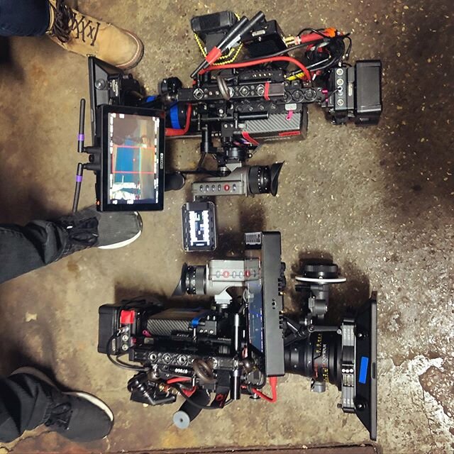 2 of 3 mini builds with angenieux and fujinon glass in the Windy City.

Builds by @brndnyn