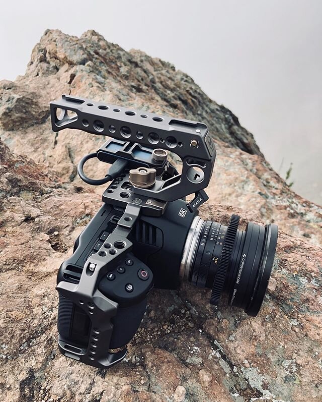 Lightest BMPCC6K setup I&rsquo;ve used. @scottyknowss&rsquo; 6k body / Tilta cage with my Leica R 35mm.

We brought 4 LPE6 batteries to test internal life. I was pretty happy with how long we could shoot on two of them. However, I still brought a sin