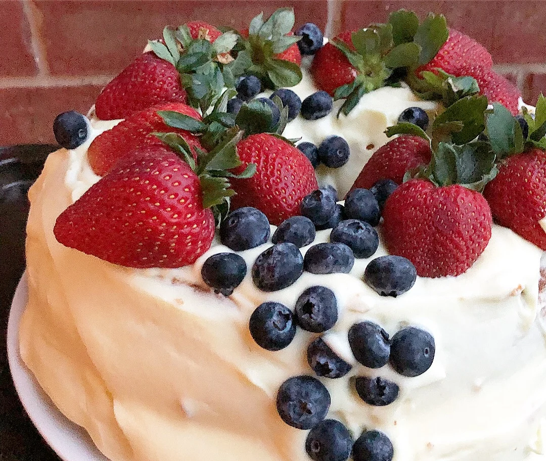Berry Angel Food Cake