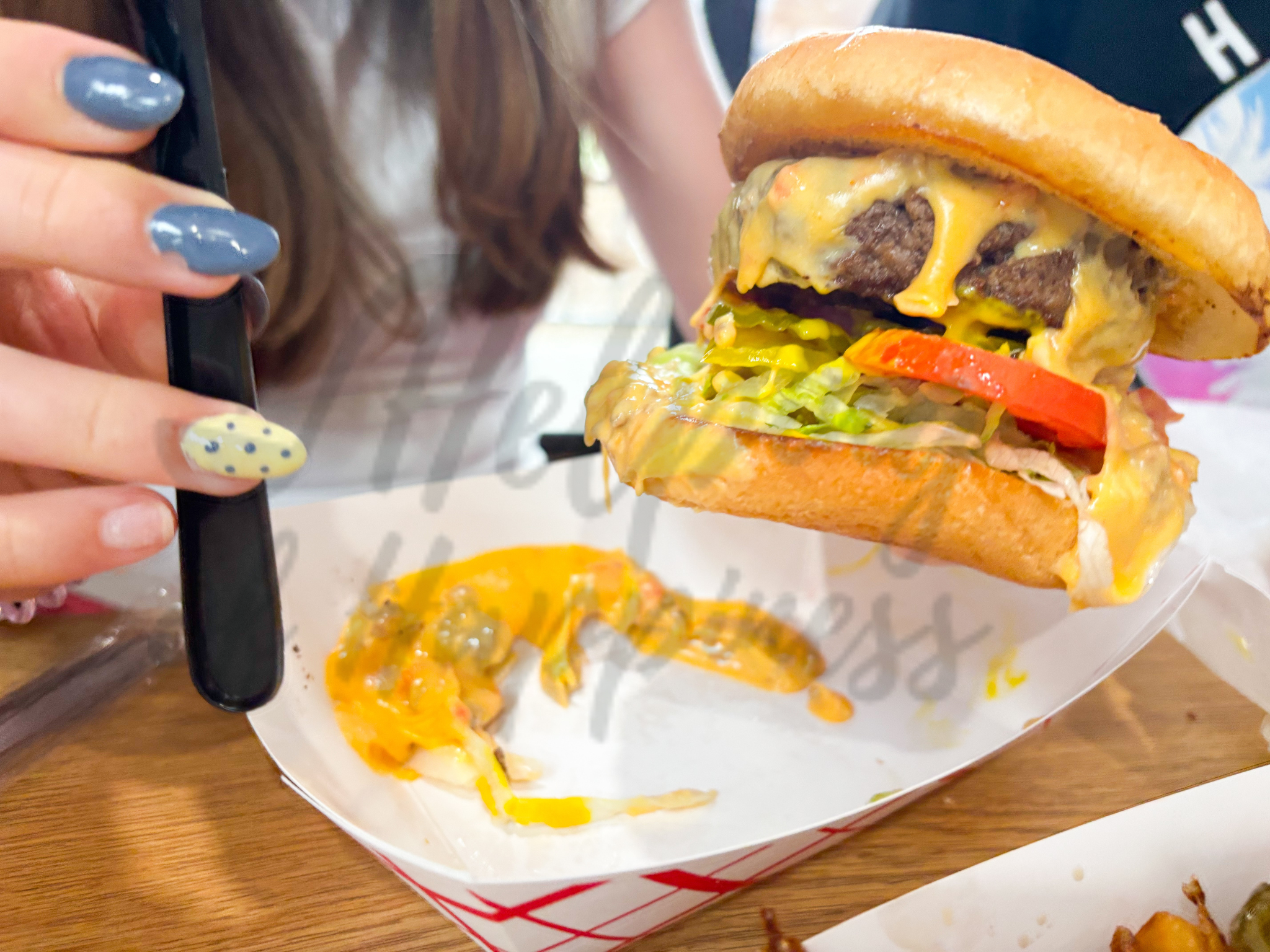 Glen Rose grumps burger  watermark.png