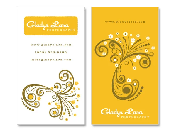 gladyslara-photography-businesscard-design.jpg