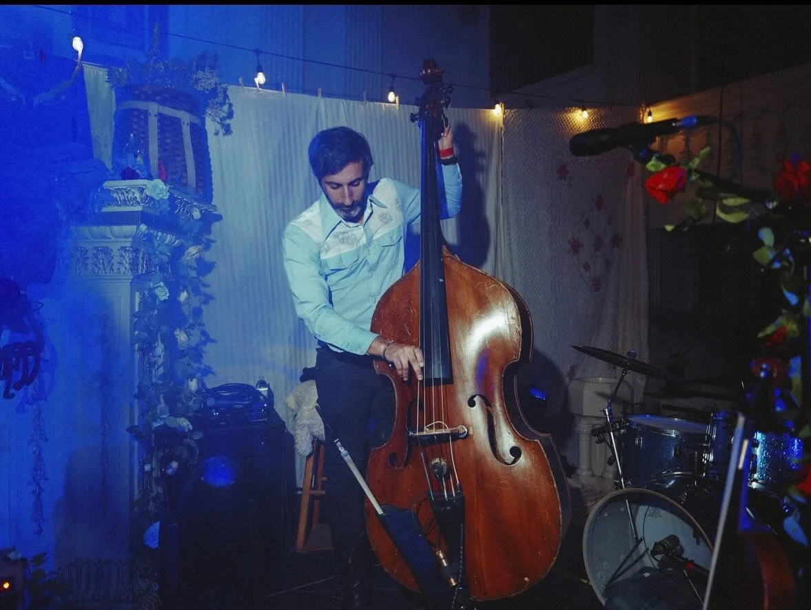 Reflecting on some of my favorite gigs from the last year. #alentinesday 

#uprightbass
#doublebass
📸: @afistfulofstars