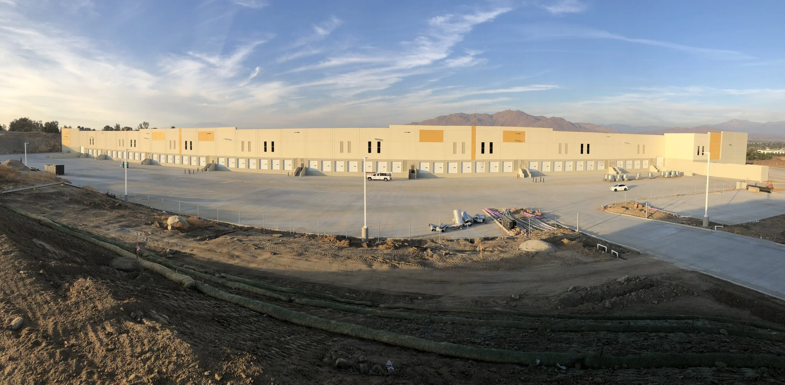 Alessandro Commerce Center