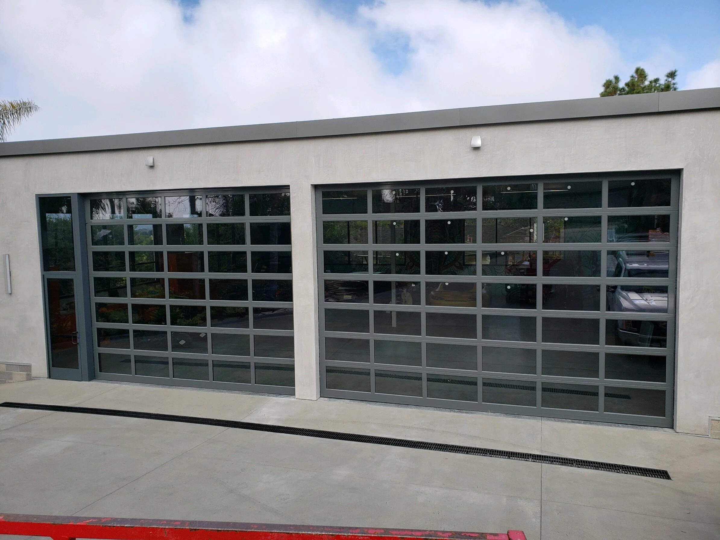 Raynor Glass Sectional Door