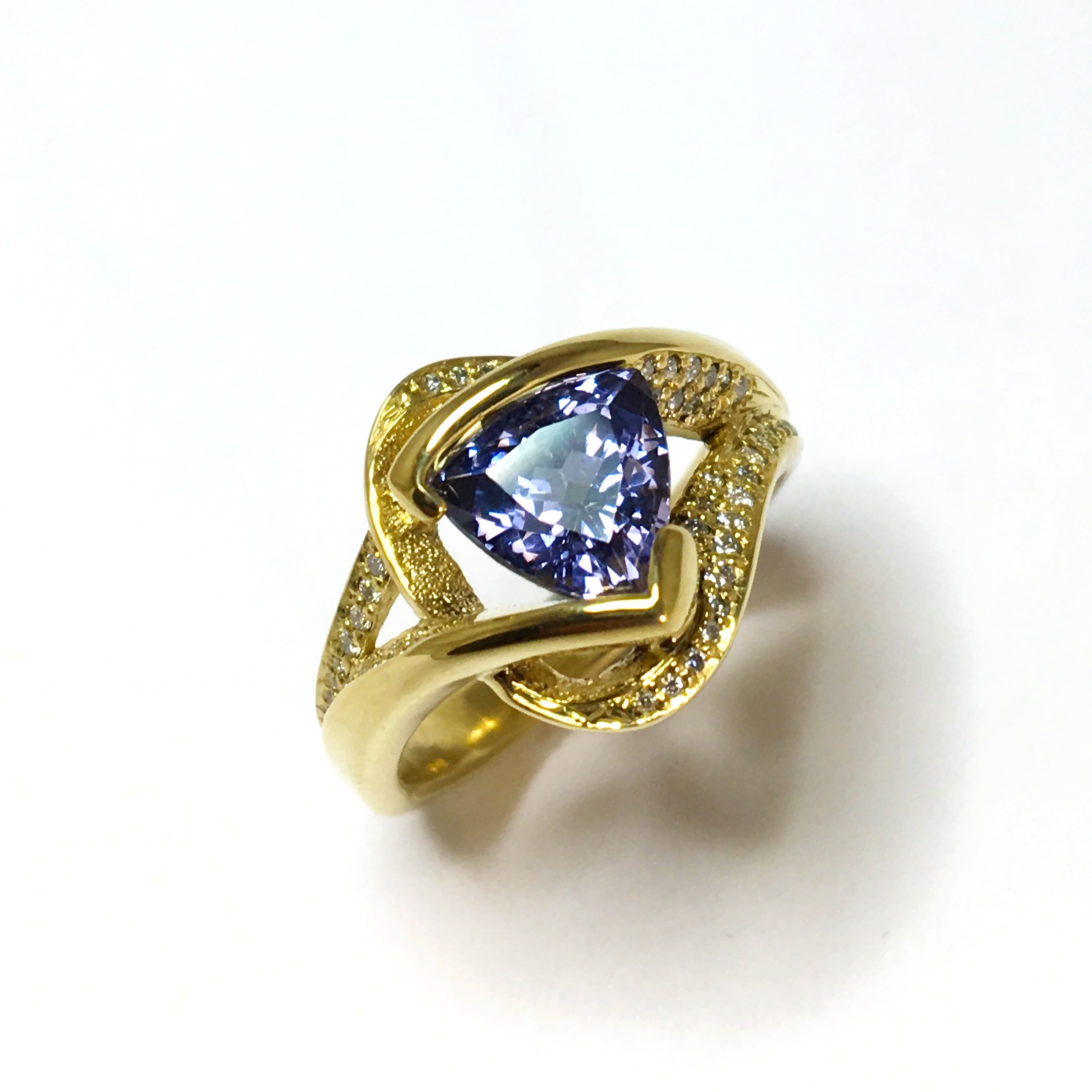 Spinel & Diamond Ring