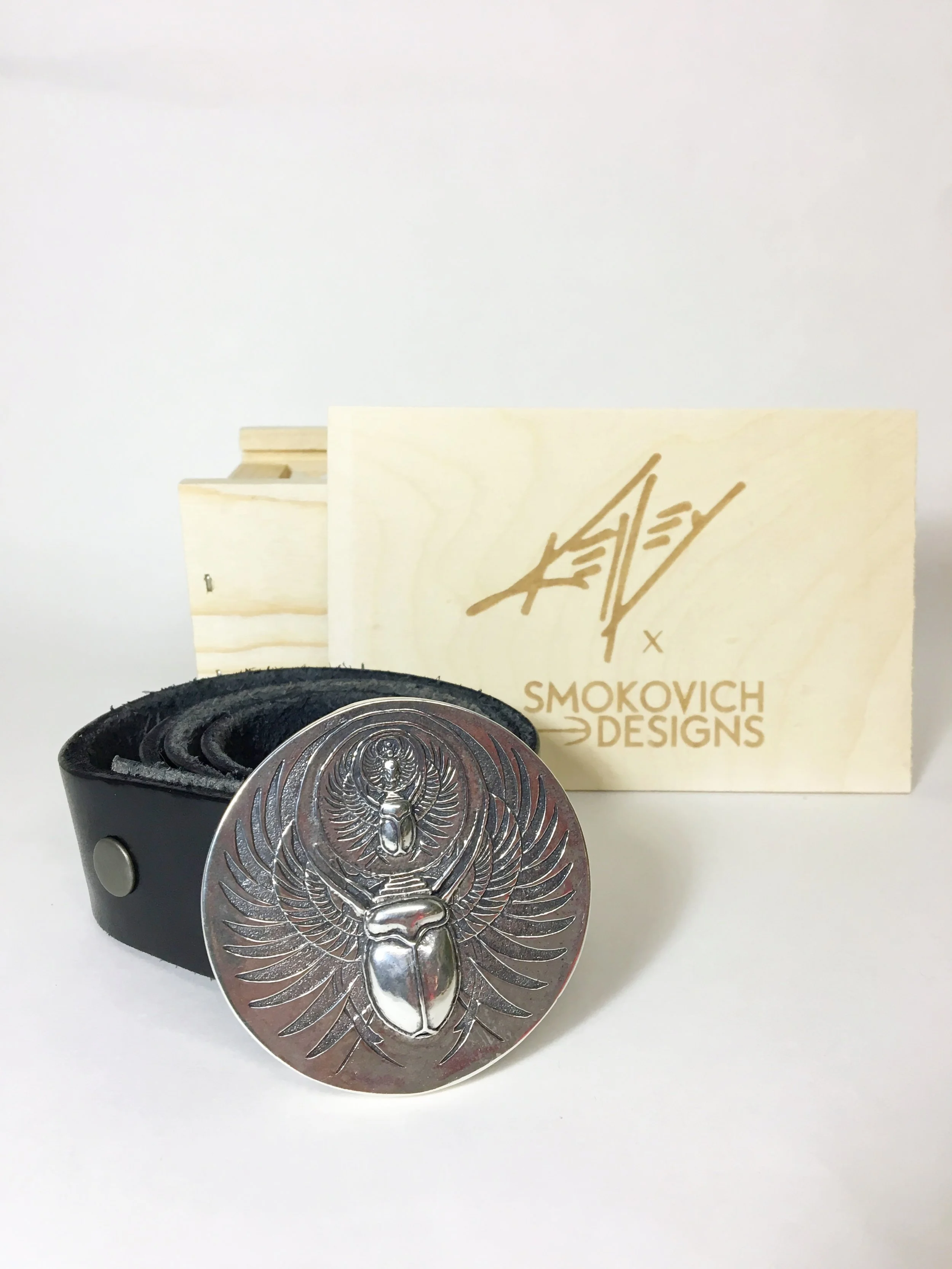 "Captured" Belt Buckle