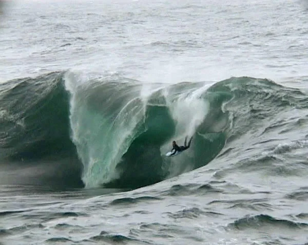 Bit on. Jase Finlay descending from the clouds…alarmingly. Frame: Video
