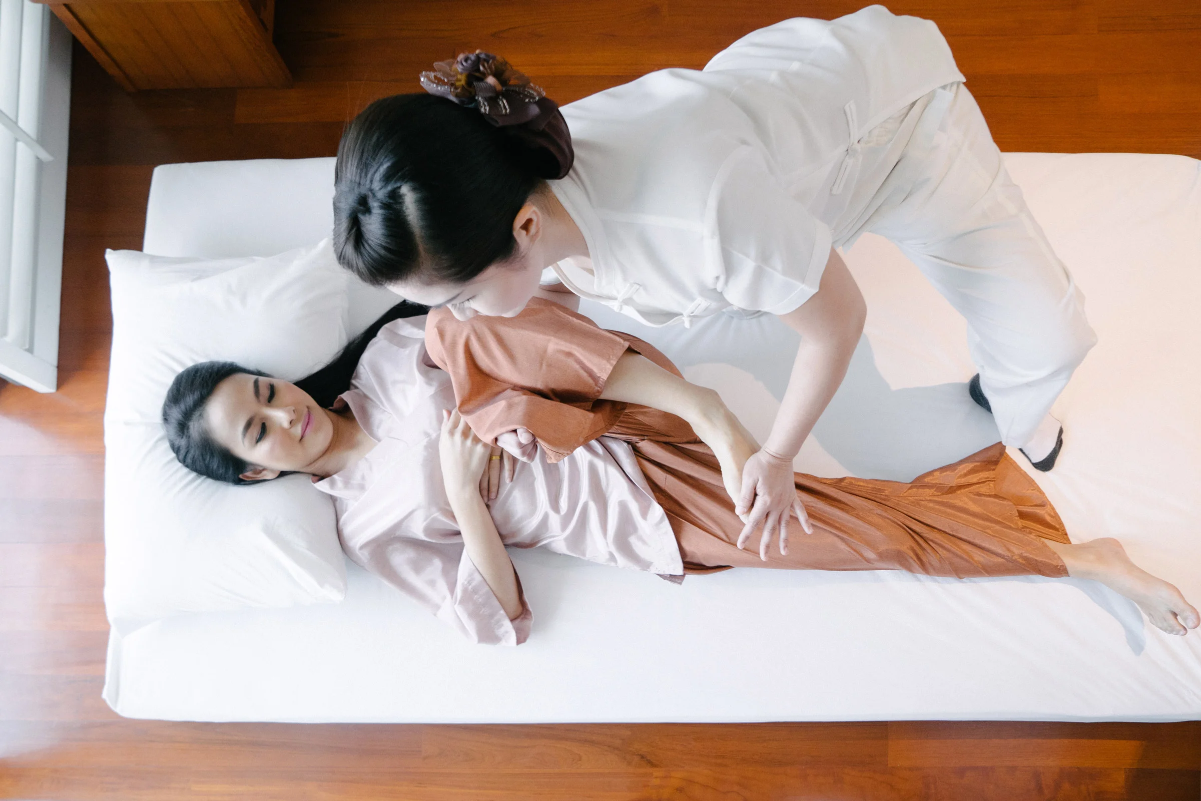 RadcoRelax-massage-thai-yoga.jpg