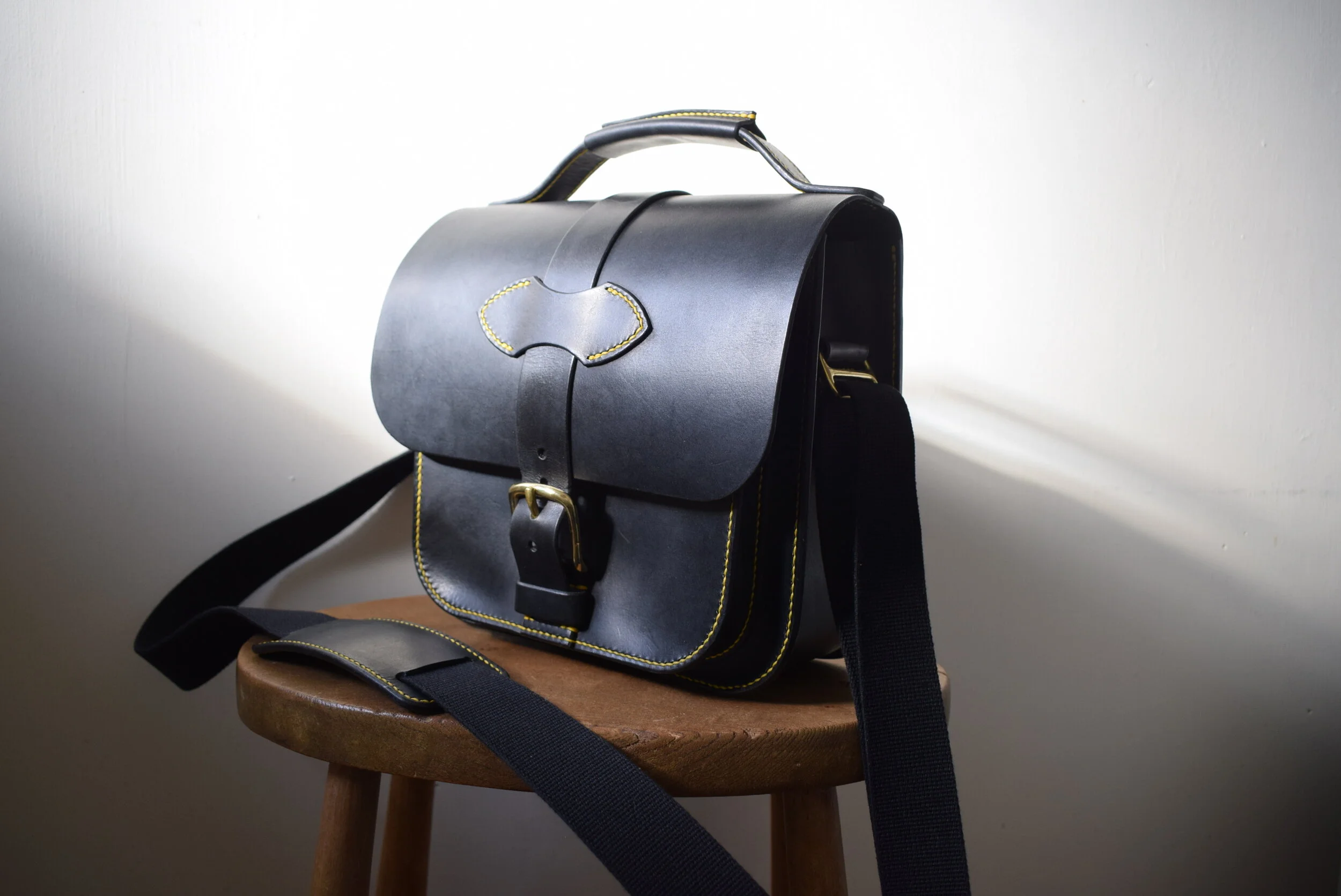  Lyndfield Bag Black vegetable tanned leather