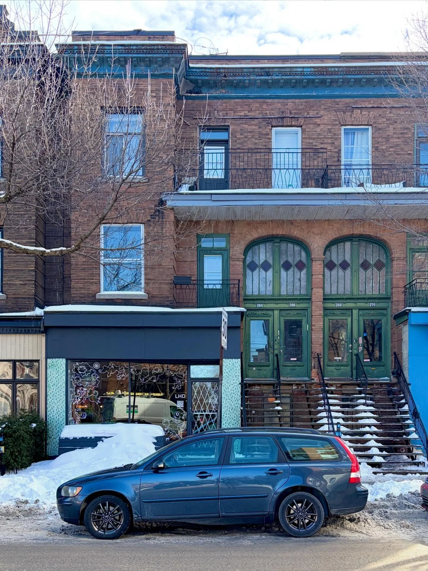 #montrealcarwatching