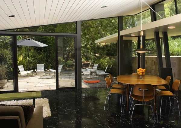 990 kitchentopatio sunshine low res.JPG