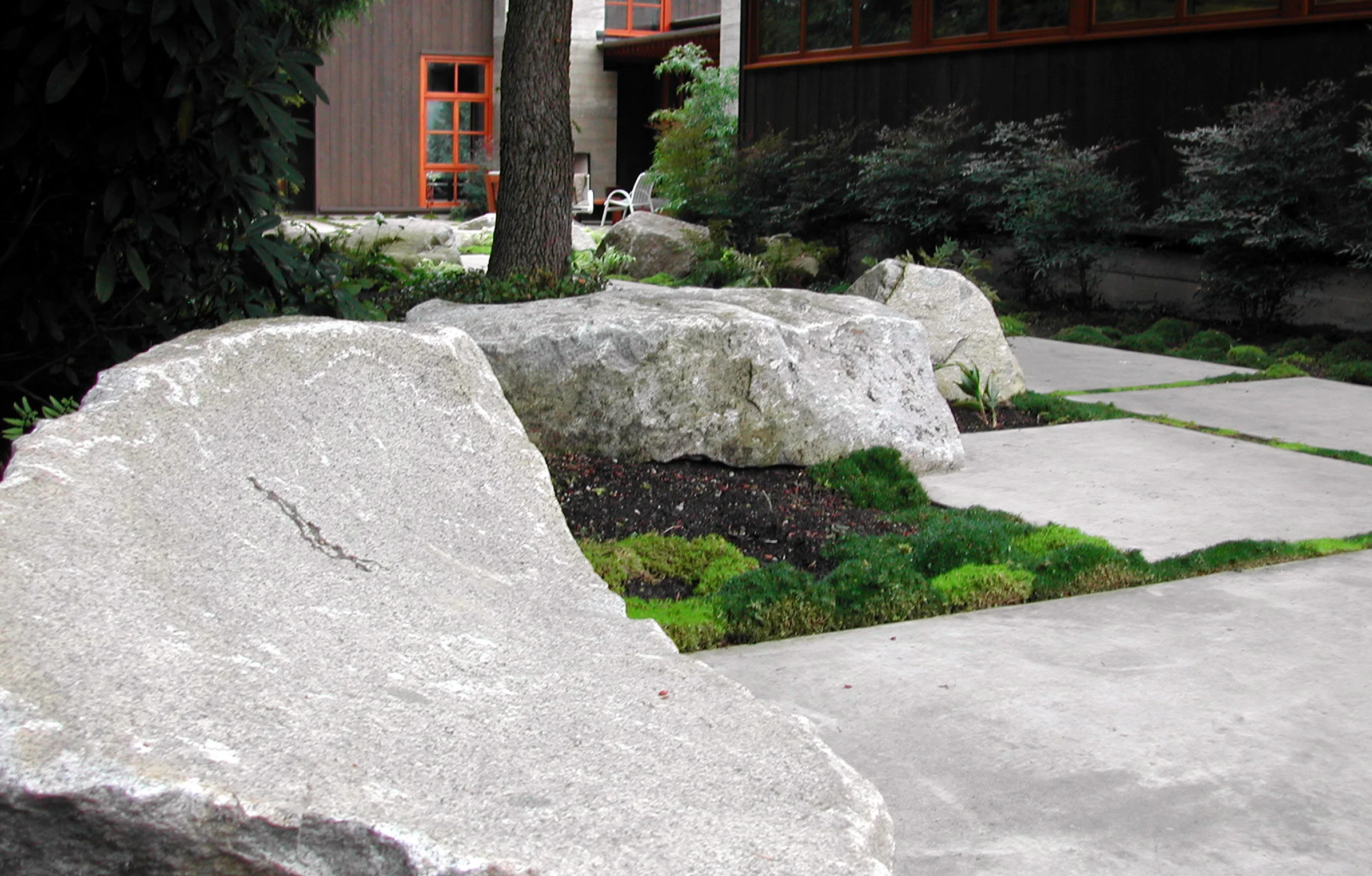 Demaree courtyard-1.jpg