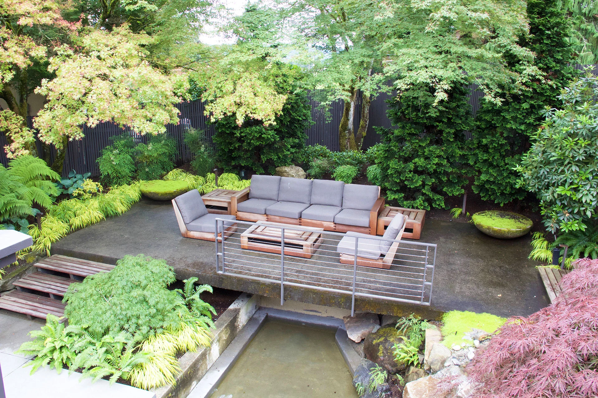 Seward-Park_Lounge area_1920x1280.jpg