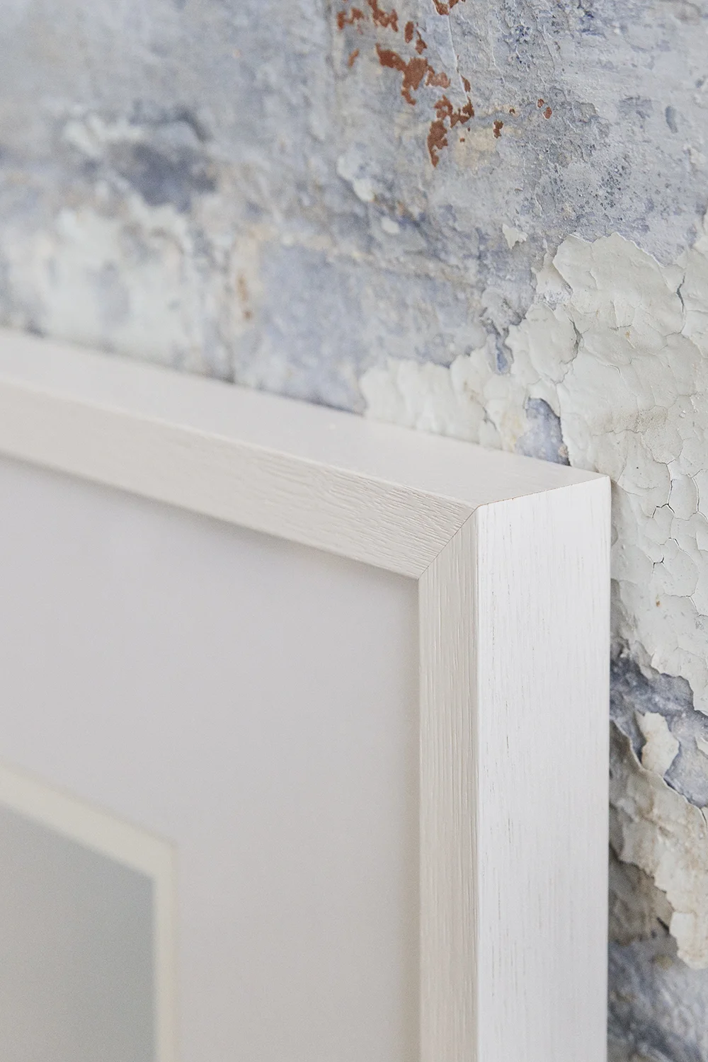 White with Matt Framing