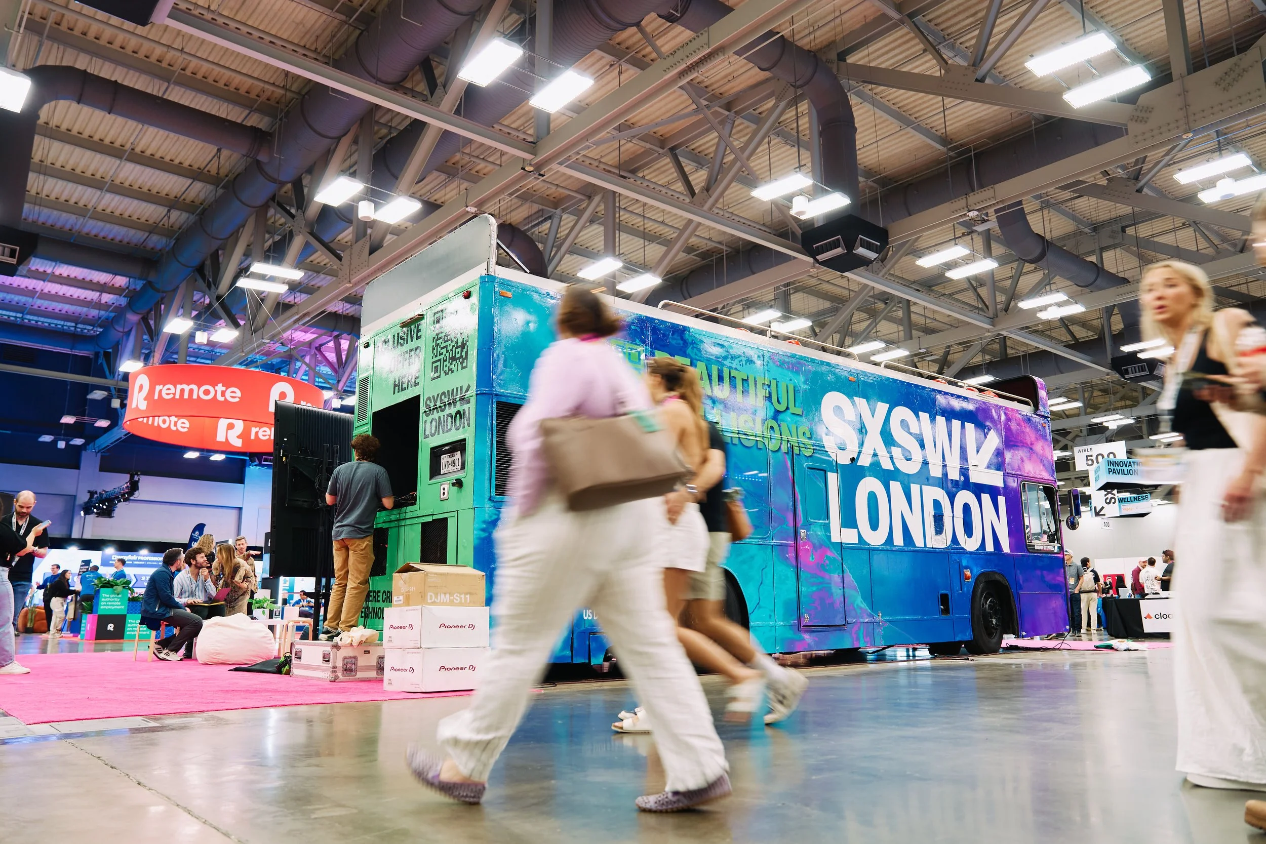 03-10-25_SXSW London Bus_Alicia Skillman.jpg