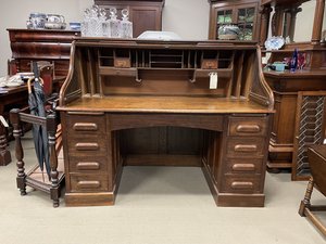 Oak Roll Top Desk — Colonial Antiques