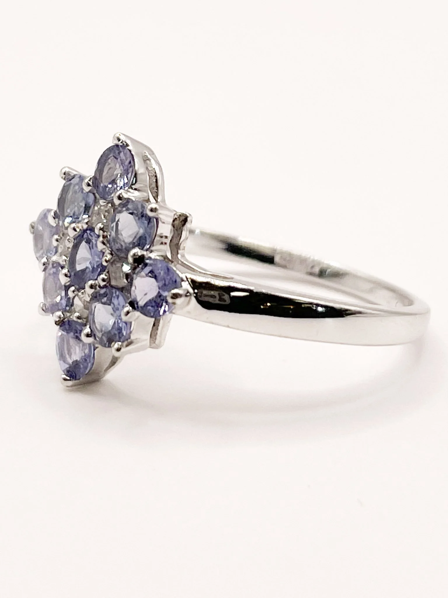 ec6c46b3b9f87260bf578f719d25b73b.jfif